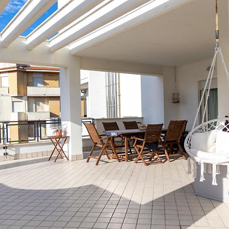 Un Passo Dal Mare Apartment Nettuno Exterior photo